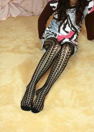 Schwarze Jacquard-Fischernetz-Socken mit Zacken-Muster, Plus-Size