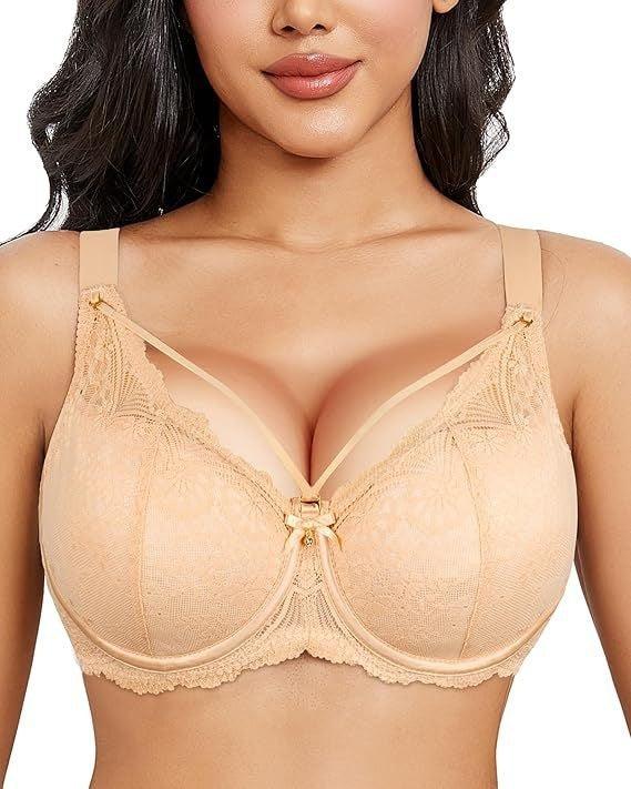 Skin color lace underwired push-up bra with scalloped lace trim and center bow.