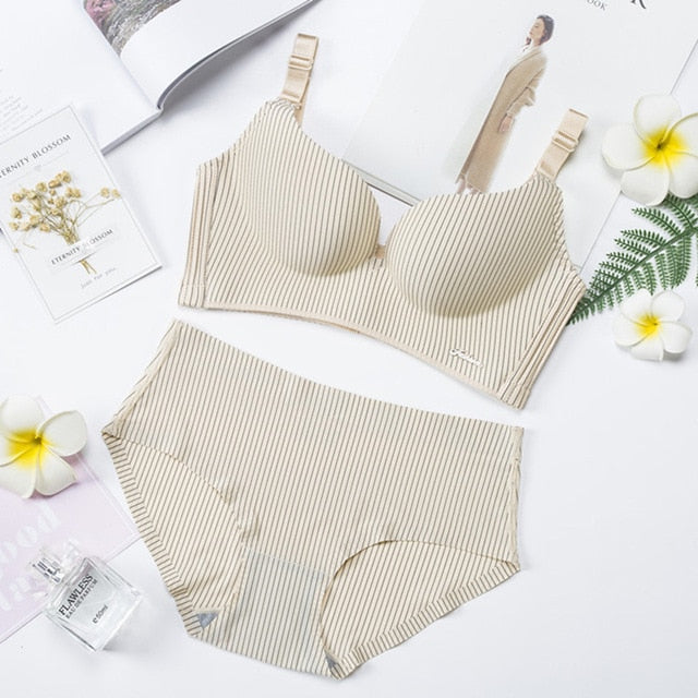 High-end Brand Romantic Temptation Bra Set Women Striped Underwear Set Hot Sale Push Up Seamless Lingerie Female Sets